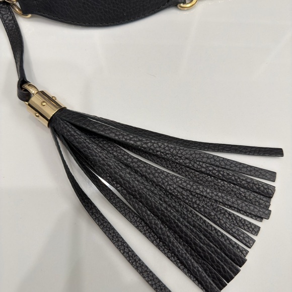 Gucci Black Leather Shoulder Bag with Gold Chain - Picture 6 of 11